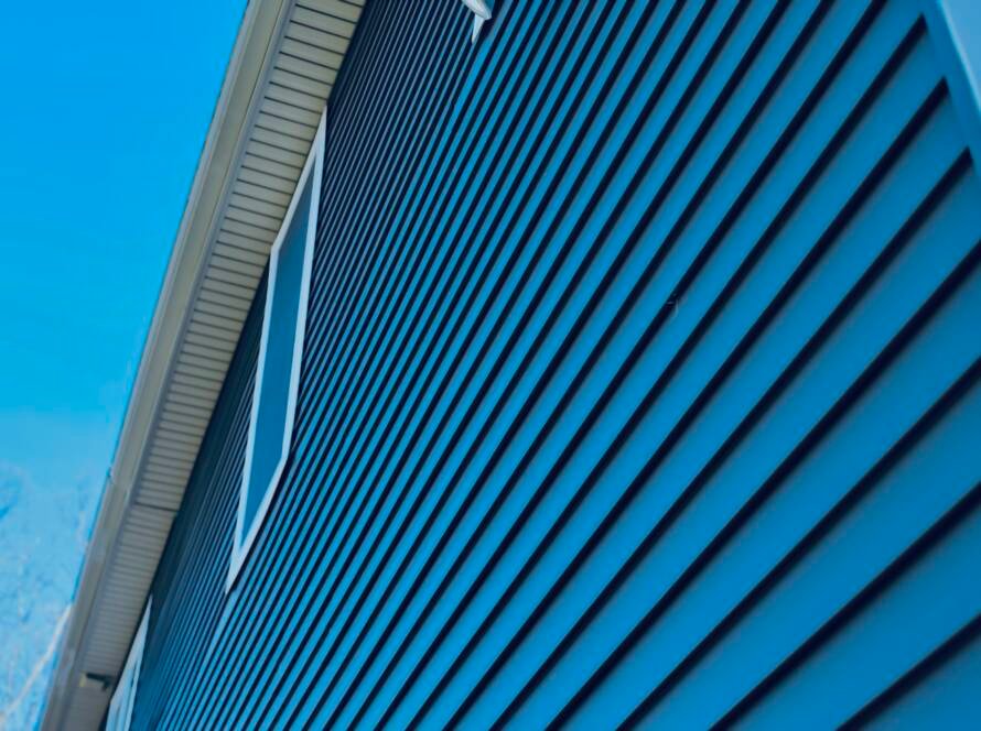 Siding Repair & Install Service